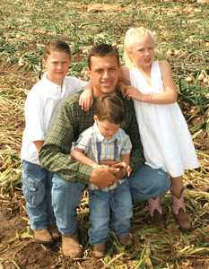 Grower Takes Labor And Immigration Issues To Congress