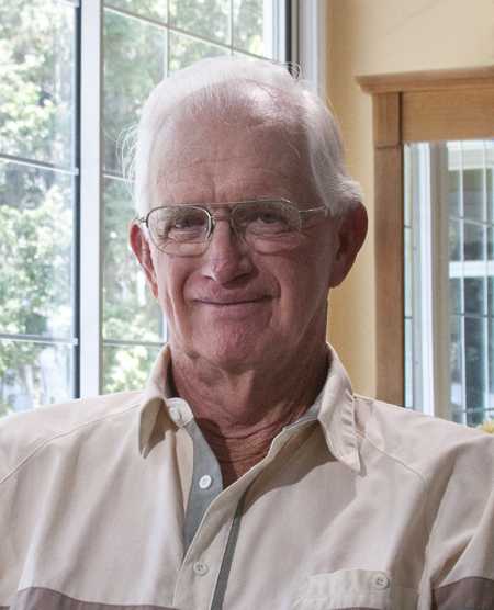 UF/IFAS Honors Florida Blueberry Pioneer