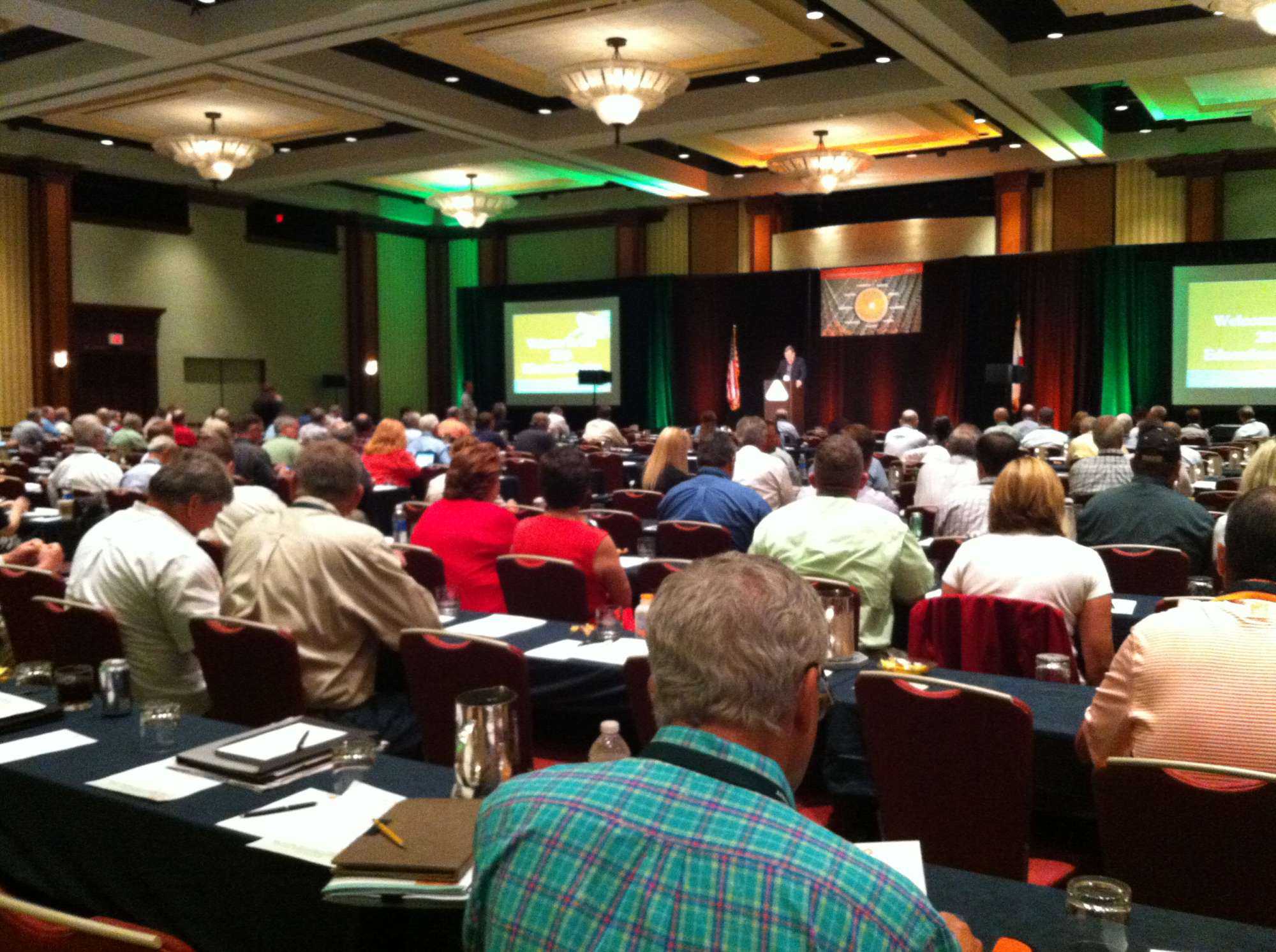 Florida Citrus Community Goes All In Against HLB