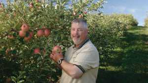 Past Apple Grower Of The Year Winners Reflect On Changes In The Industry