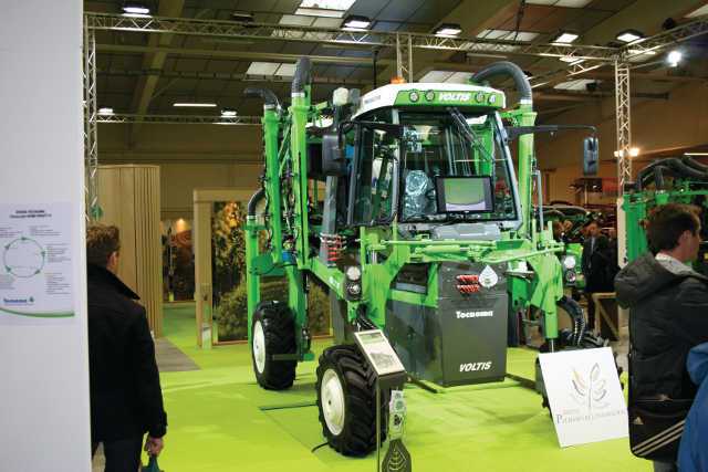 Voltis High Clearance Tractor