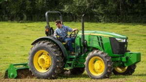 John Deere Announces Changes To 5M Utility Tractors