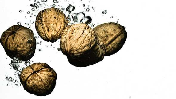 Why There’s a New Push To Reframe Walnuts as Produce