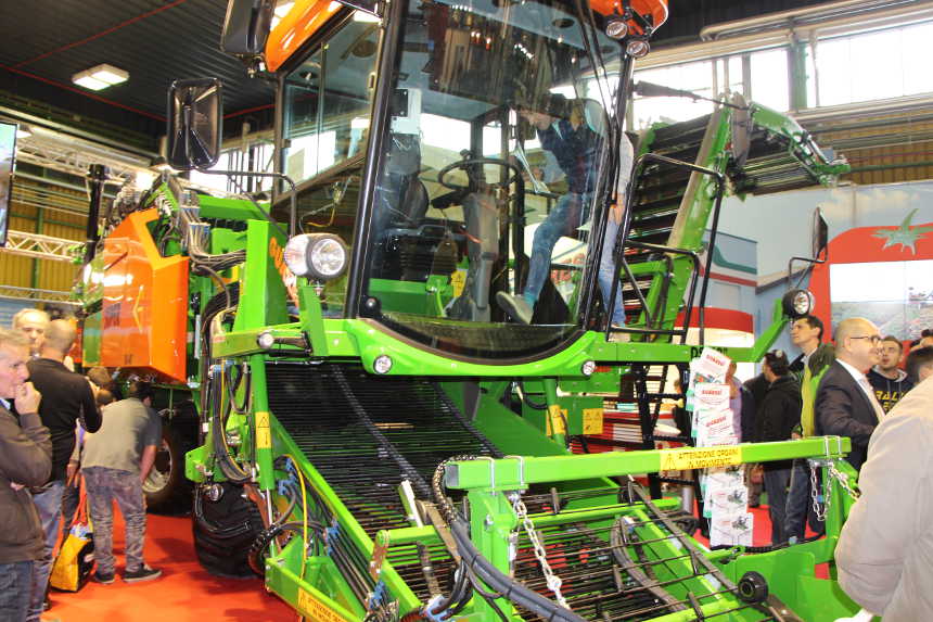 Tomato Harvester