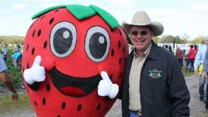 Second Florida Strawberry Picking Challenge Packs Philanthropic Punch
