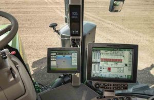 John Deere Is Now Offering Additional In-Cab Displays with its Gen 4 Extended Monitor 